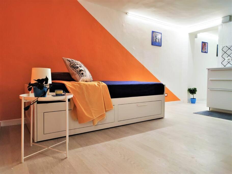 Central Apartments Mezzanine - 1 Min To Via Etnea คาตาเนีย ภายนอก รูปภาพ